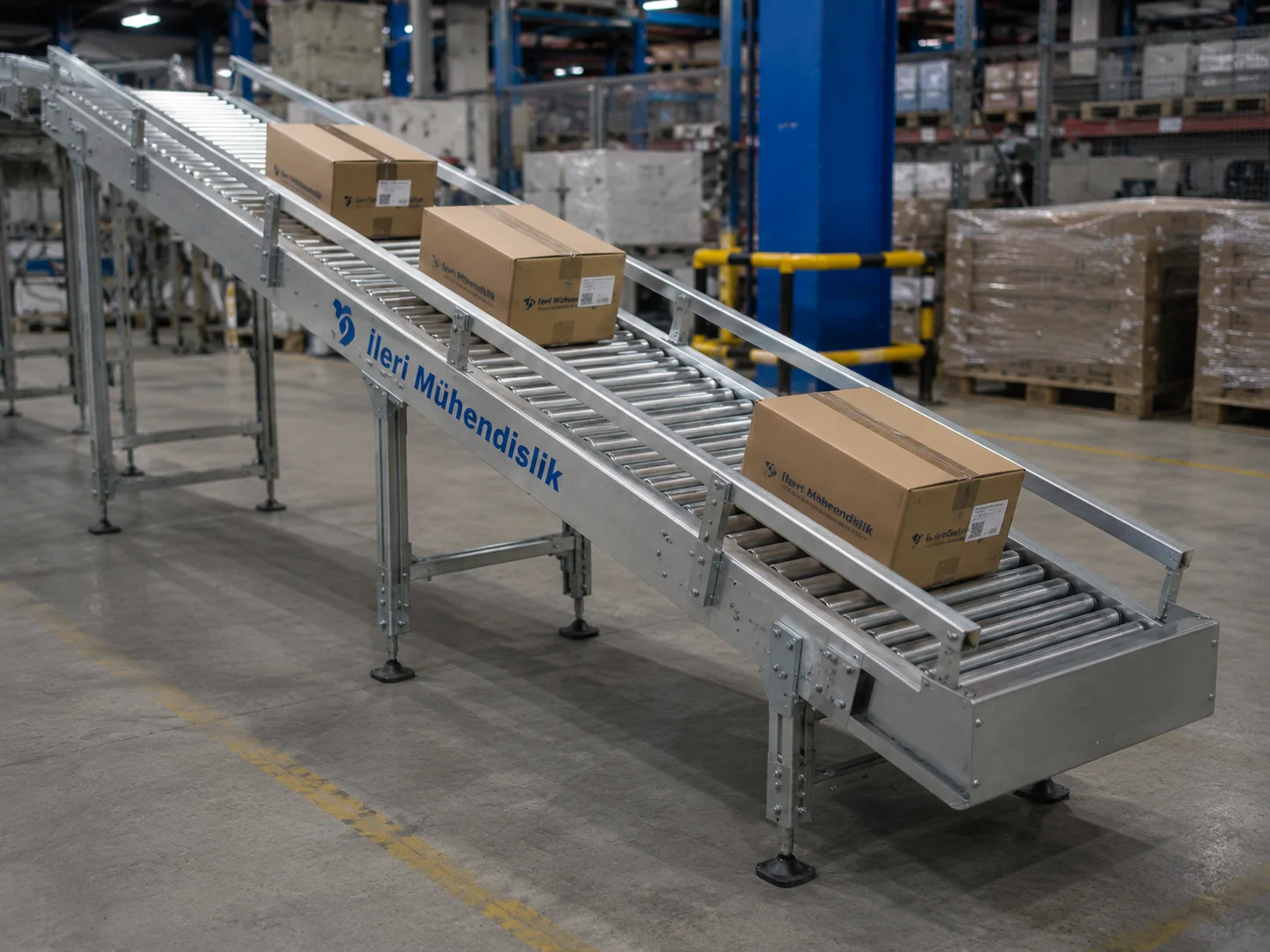 Eğimli frenli rulolu konveyör
